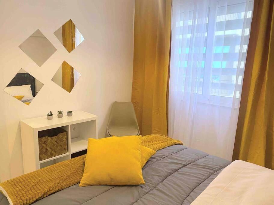 Ferienwohnung Brand New Bright Modern 6Bdr Apt-1Min To Acropolis Athen Exterior foto