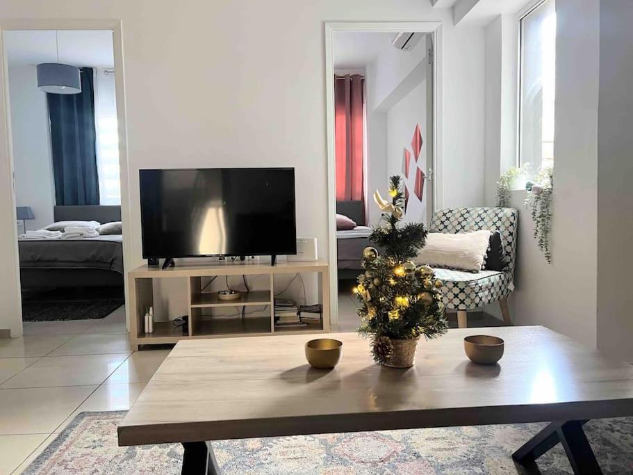 Ferienwohnung Brand New Bright Modern 6Bdr Apt-1Min To Acropolis Athen Exterior foto